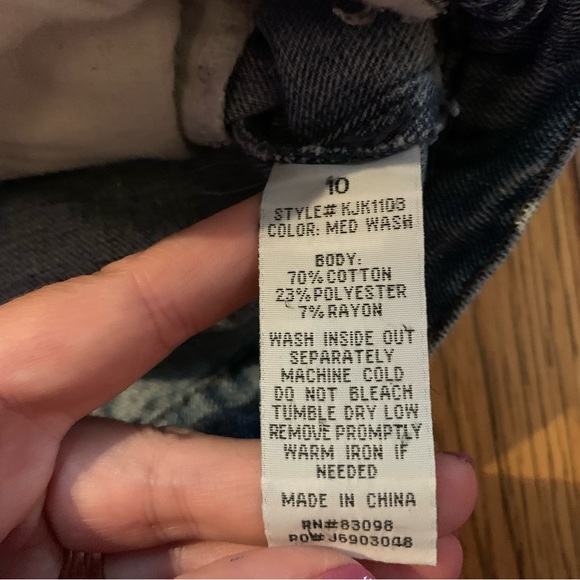 Girls | Distressed | medium wash | Jean Jacket | Sz 10 - Picture 13 of 13